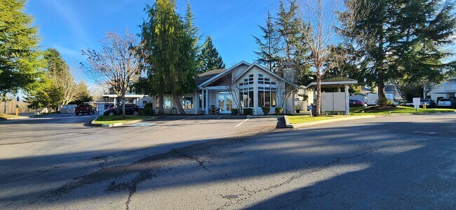 Building Photo - 3 bedroom 2 bath First Floor Condo in Lake Stevens $2395.00