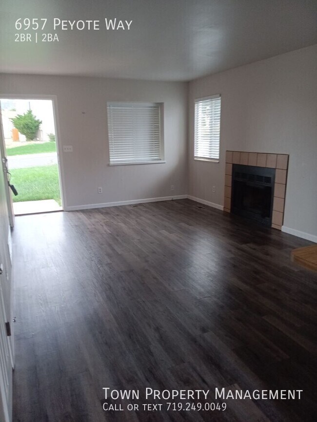 Building Photo - 6957 Peyote Way