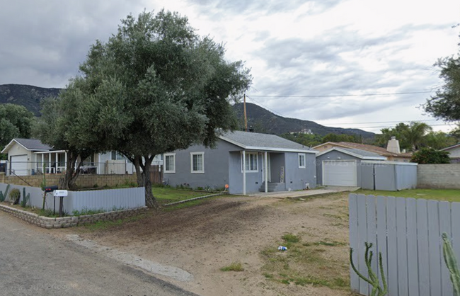 Primary Photo - Charming Home For Rent Near Lake Elsinore!