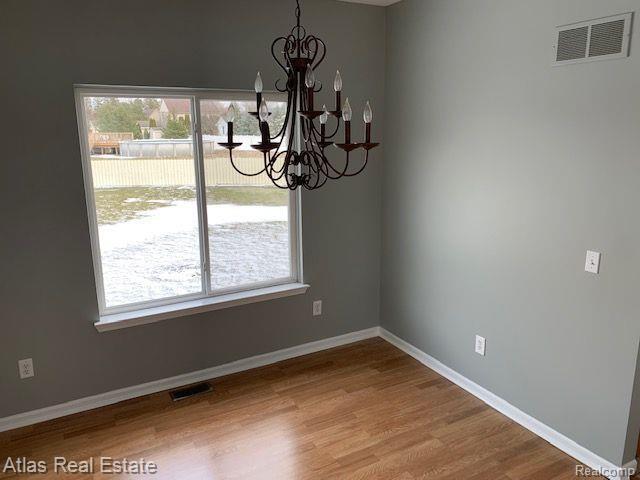 Building Photo - 1513 Crystal Pond Dr
