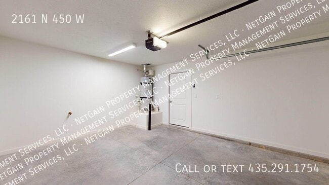 Building Photo - 2161 N 450 W
