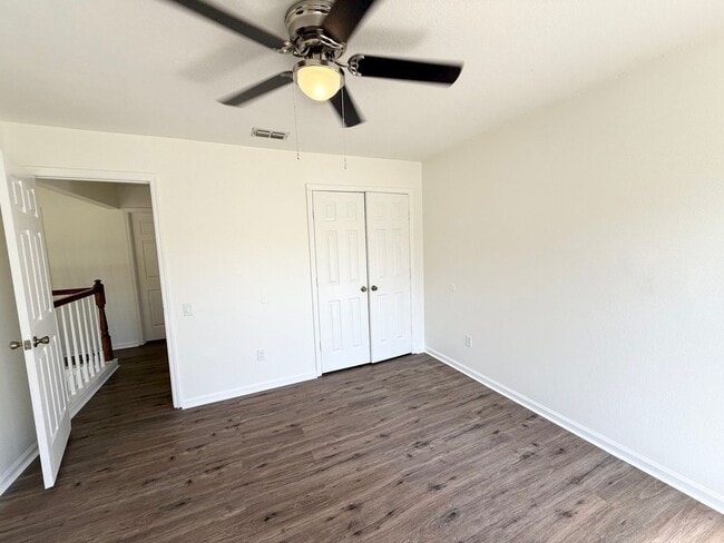 Building Photo - Beautifully Updated 4-Bedroom Home with Po...