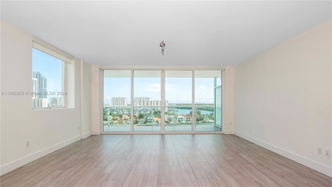 Building Photo - 400 Sunny Isles Blvd