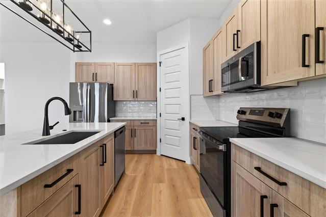 Building Photo - 8901 Lowell St