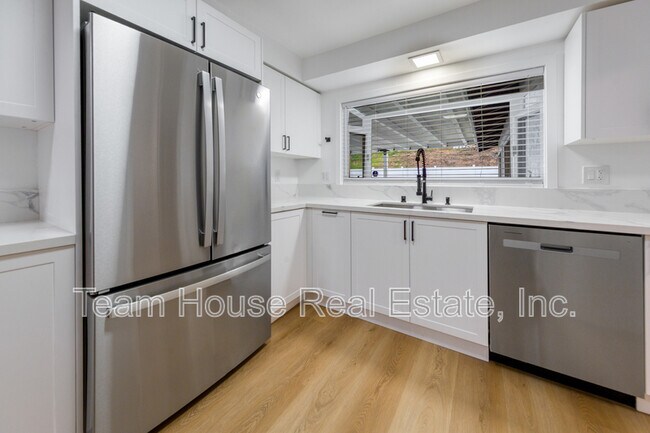 Building Photo - 27220 Seco Canyon Rd