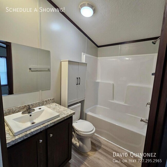 Building Photo - 5808 Alta Vista Ct