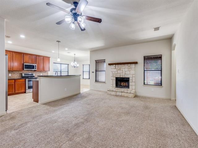 Building Photo - 2609 Plains View Dr