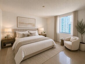 Building Photo - 1060 Brickell Ave