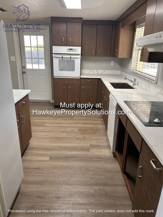 Building Photo - 7130 S Carter Rd