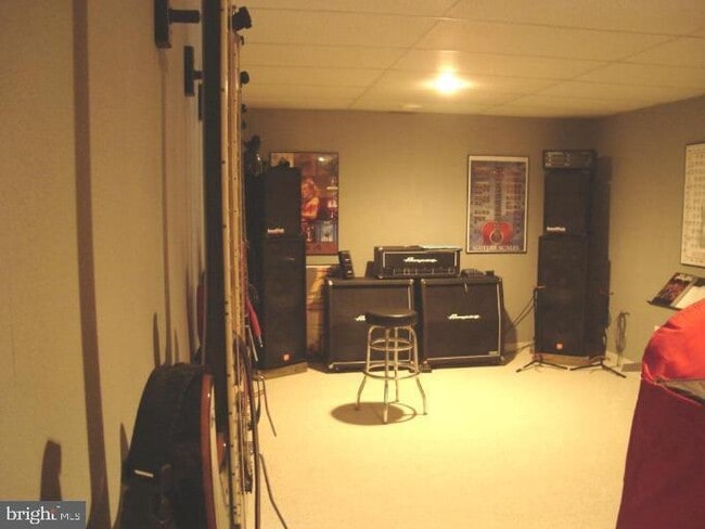 Building Photo - 8616 Dutchman Ct