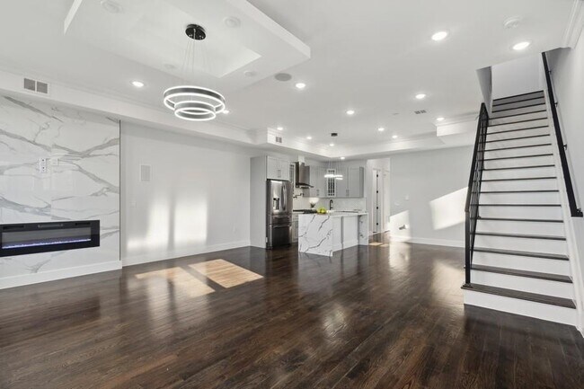 Building Photo - 122 Terrace Ave