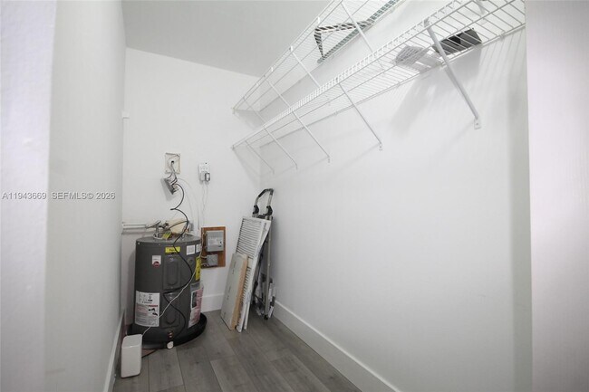 Building Photo - 301 SW 135th Ave