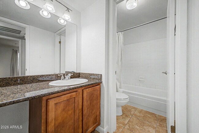 Building Photo - 5995 N 78th St