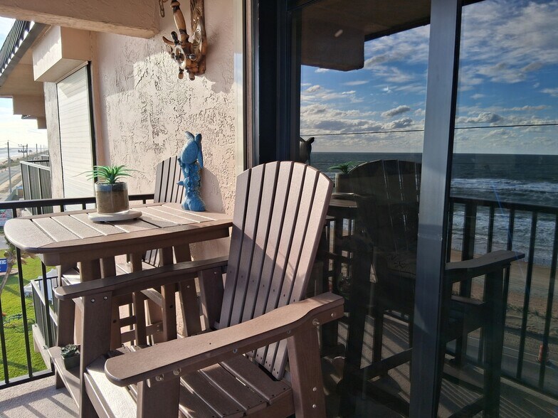 Building Photo - 2390 Ocean Shore Blvd