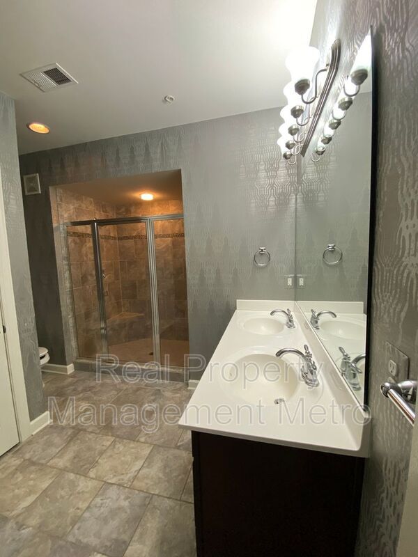 Building Photo - 7305 Elkridge Crossing Way