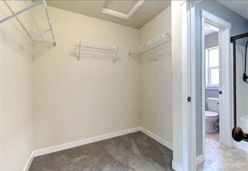 Building Photo - 1129 117th Dr SE