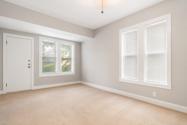 Building Photo - 5928 Velasco Ave
