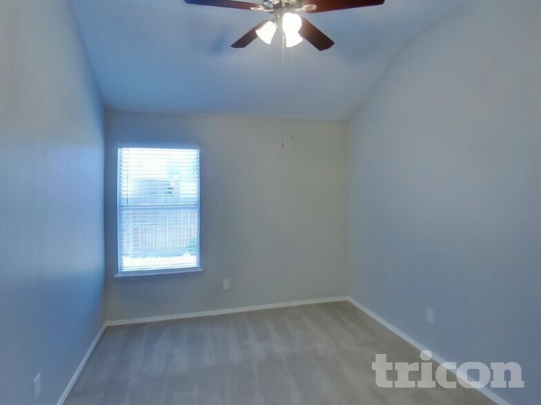 Building Photo - 11017 Deer Trail