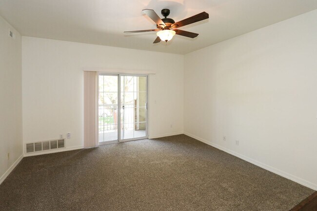 Primary Photo - 2 Bedroom Condo in Downtown SLC