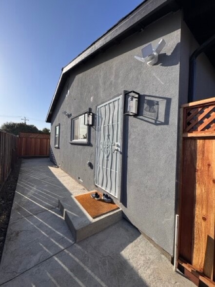 Building Photo - 4663 Deadwood Dr