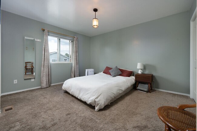 Building Photo - 3407 Laredo Dr