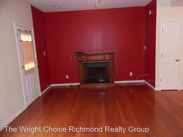 Building Photo - 3 br, 2.5 bath House - 4049 Eagle Dr