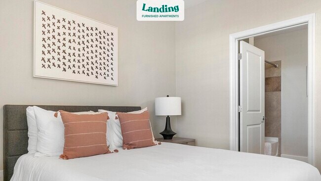 Building Photo - 140 W Castellano Dr