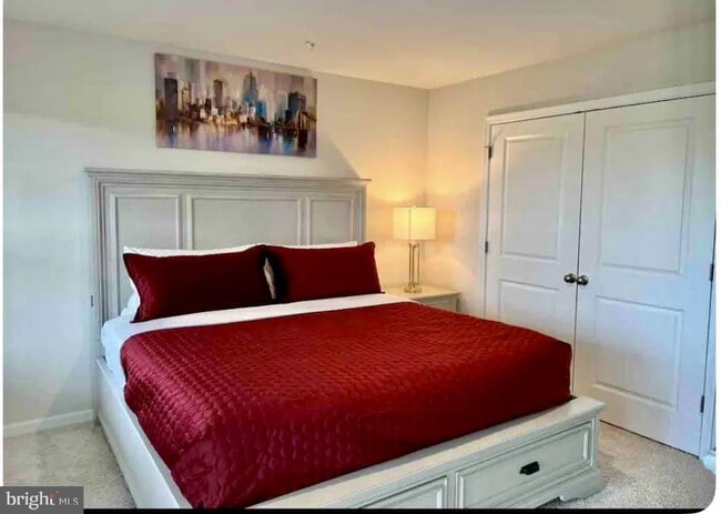 Building Photo - 5088 Silver Oak Dr