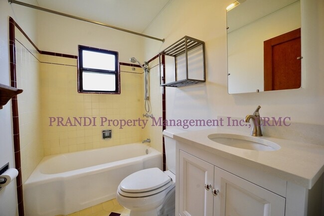 Building Photo - COMING SOON! One Level Tam Valley Home wit...