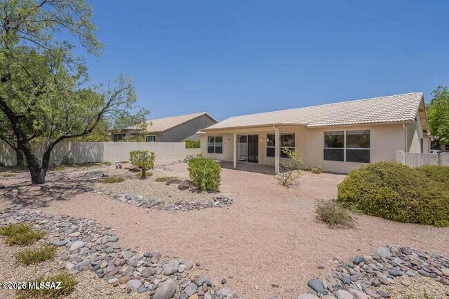 Building Photo - 37514 S Desert Star Ct