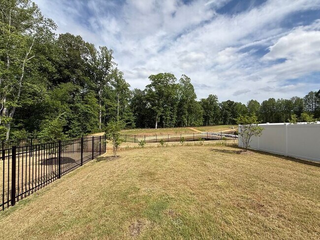 Building Photo - 388 Garden Vine Trl