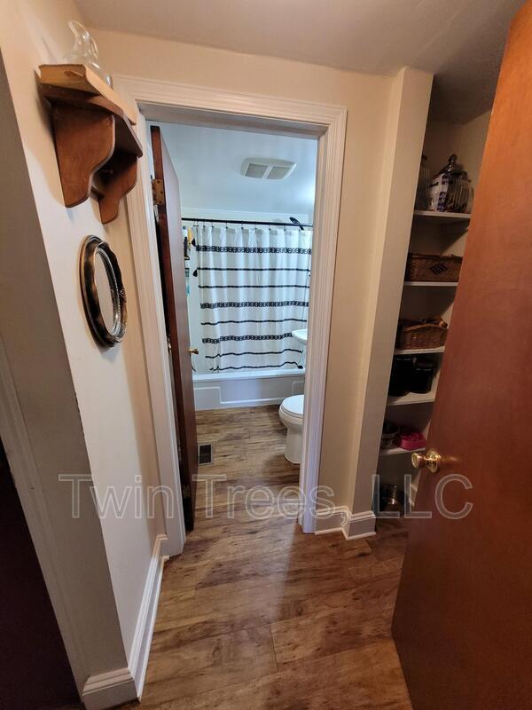 Building Photo - 417 Old Bethel Rd