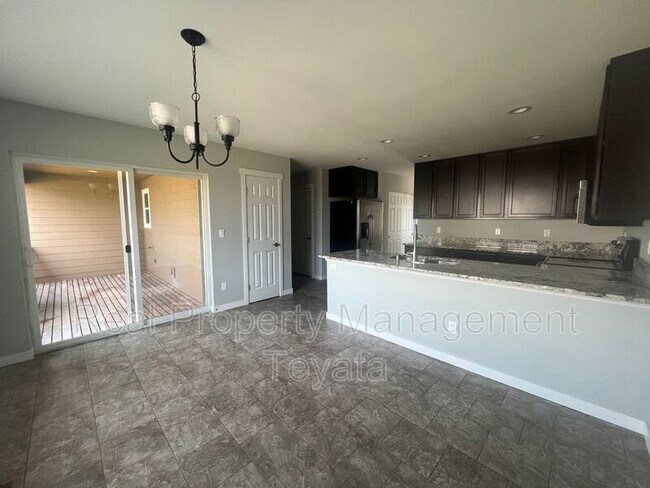 Building Photo - 289 15th St