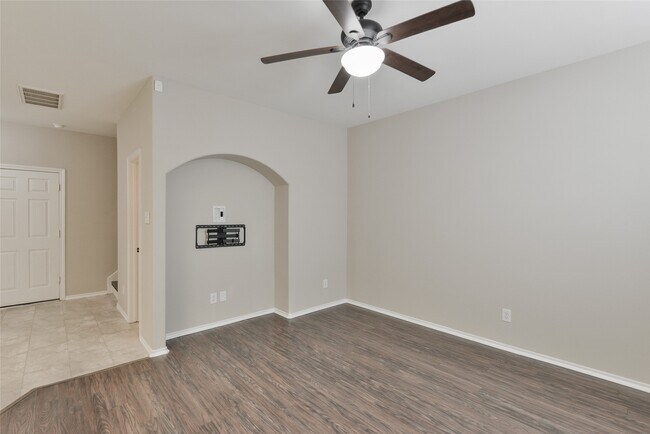 Building Photo - 6422 Encenada Green Trail