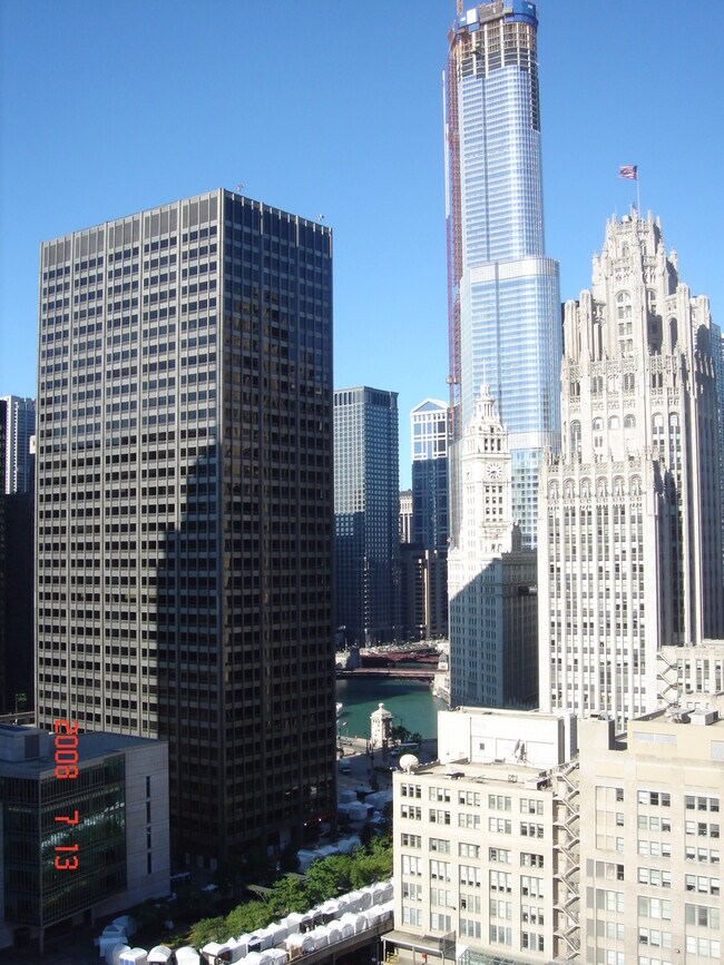 Building Photo - 240 E Illinois St