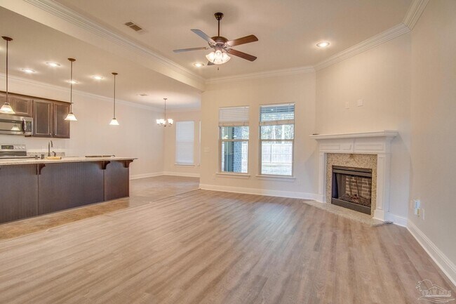 Building Photo - 4865 Spears St