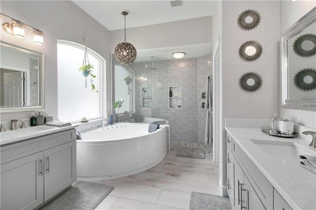 Building Photo - 231 Lakay Pl