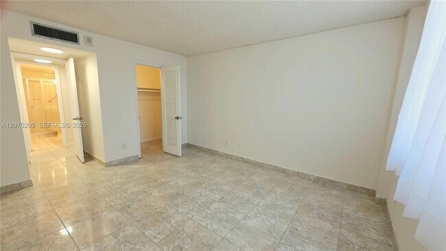 Building Photo - 1849 S Ocean Dr