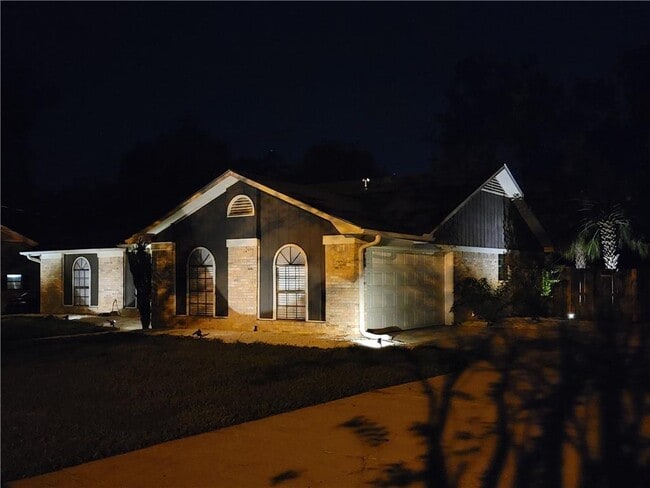 Building Photo - 8860 Dawes Point Dr