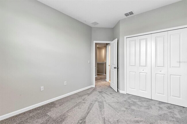 Building Photo - 518 Lady Palm St