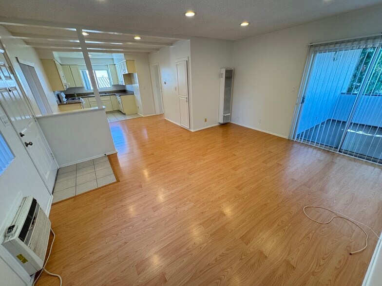 Building Photo - 1152 Ruberta Ave