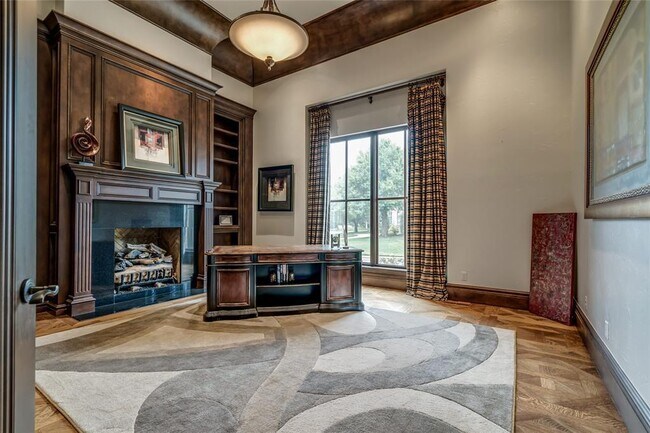 Building Photo - 5701 Mistletoe Ct