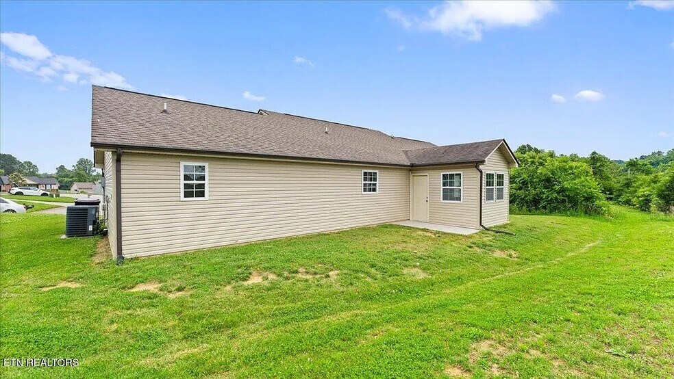Building Photo - 6500 Locust Grove Ln
