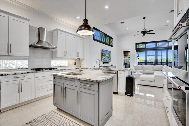 Building Photo - 9210 Equus Cir