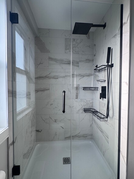 Bathroom View 2 - 4909 W Wellington Ave