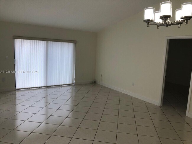Building Photo - 9044 SW 112th Ct