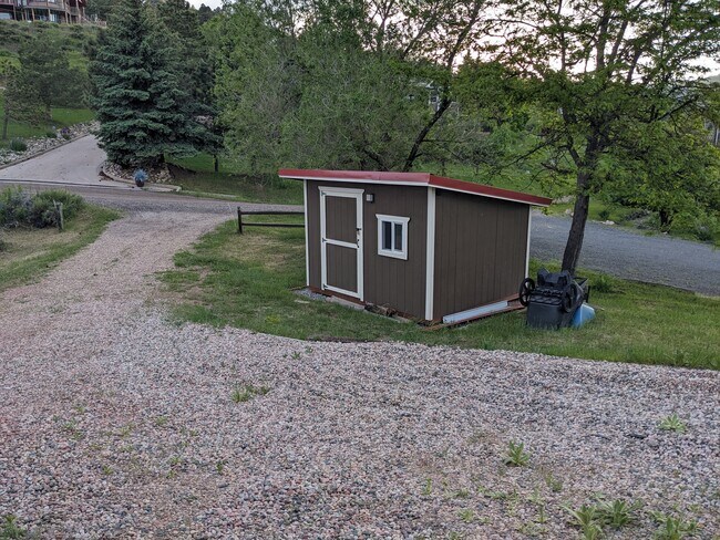 Building Photo - 6009 Blue Spruce Dr