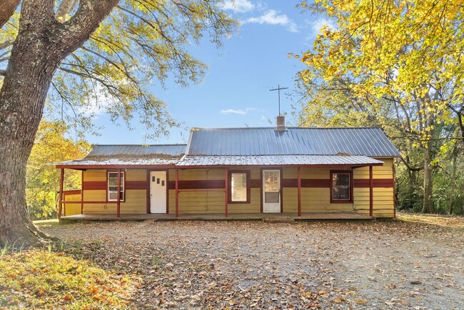 Building Photo - 1124 Palmyra Rd