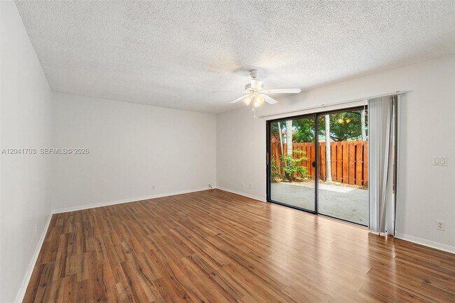 Building Photo - 3118 Spanish Wells Dr