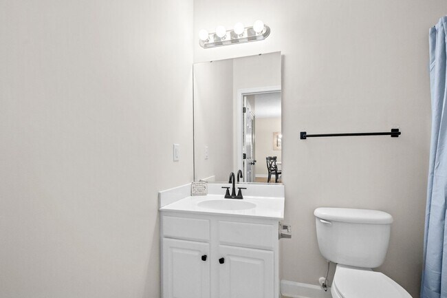 Building Photo - 5801 Oyster Catcher Dr